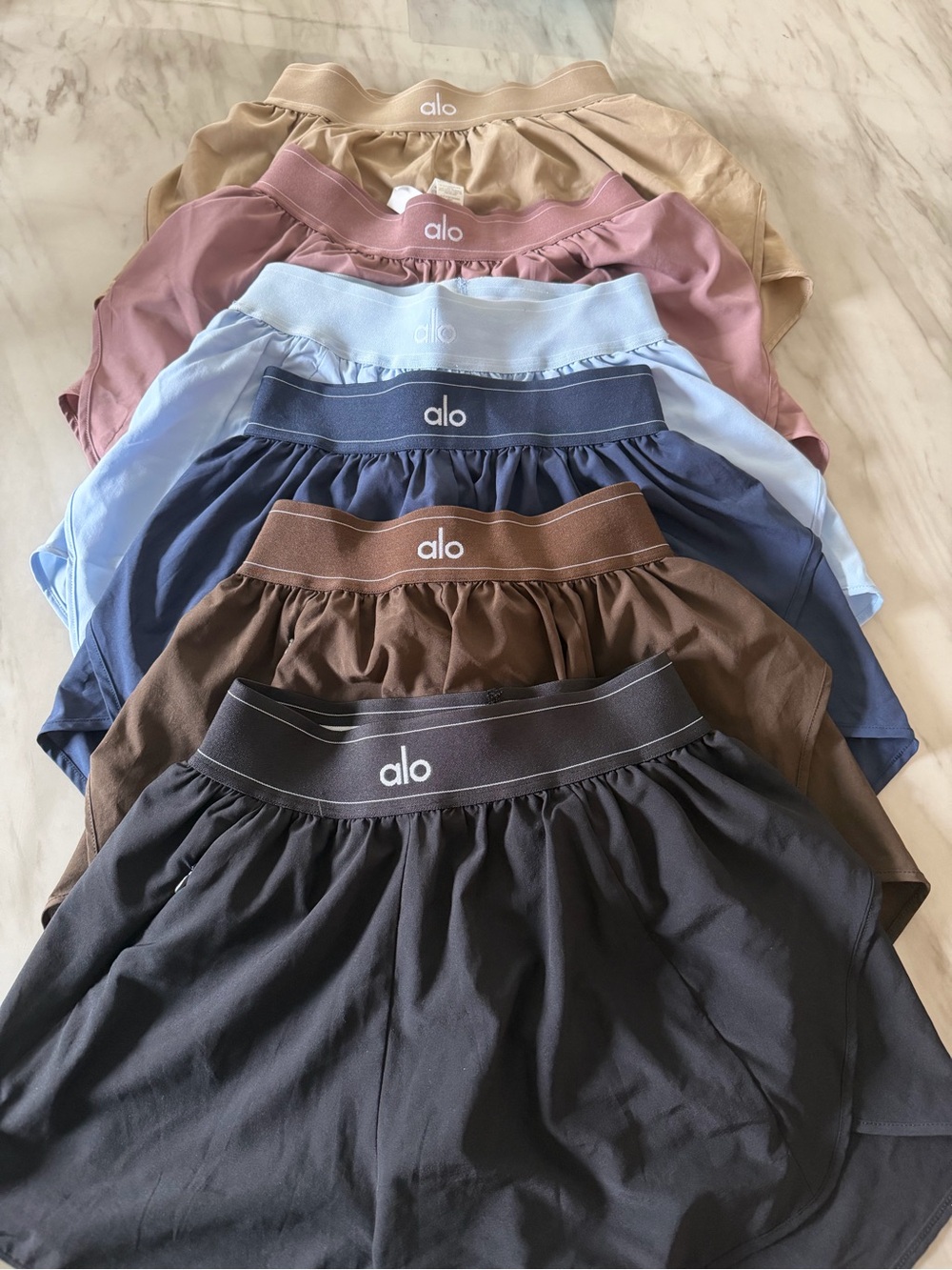 Alo yoga shorts